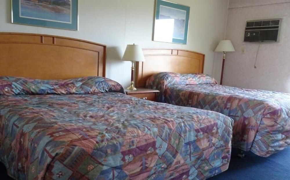 Hospitality Inn Камлупс Екстериор снимка