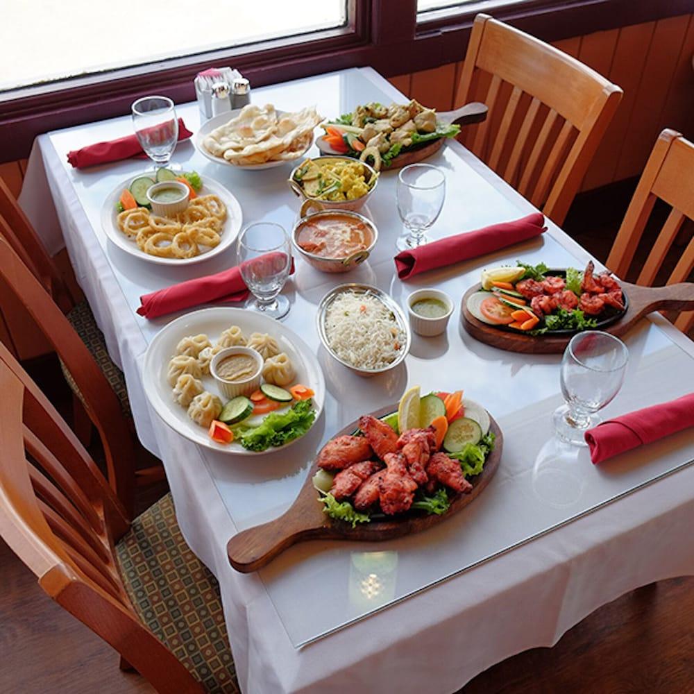 Hospitality Inn Камлупс Екстериор снимка